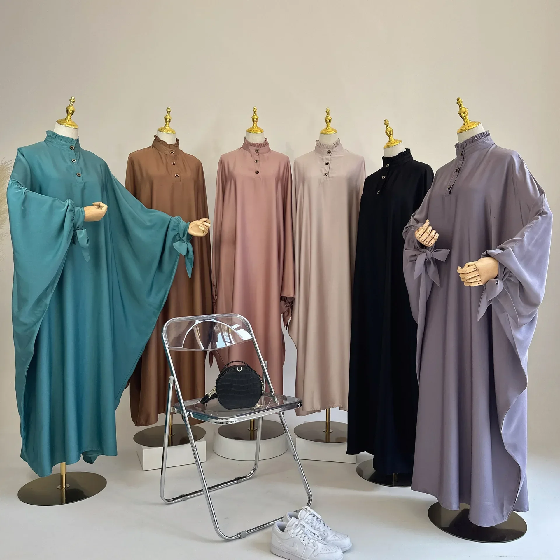 Muslim Abaya Dress Dubai Luxury Bat Sleeves Saudi African Dresses for Woman Abayas Islamic Clothing Kaftan Robe Arab Vestidos