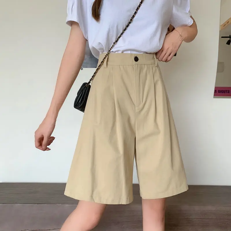 Soft Pleated Shorts Women’s Japan Simple Summer Knee Length Trousers College Teens Unisex Vintage High Rise Waist Loose Plus size womens Japanese Clothing for Woman in Khaki