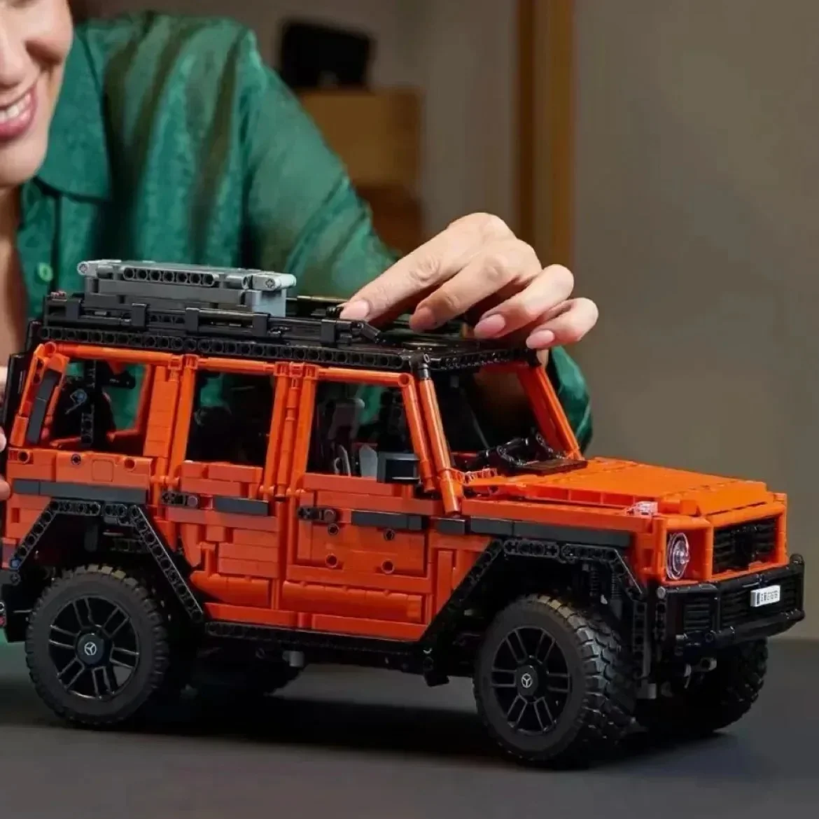 2891PCS technology Mercedes Benz G500 car set 4x4 off-road vehicle 42177 model building block toy birthday gift