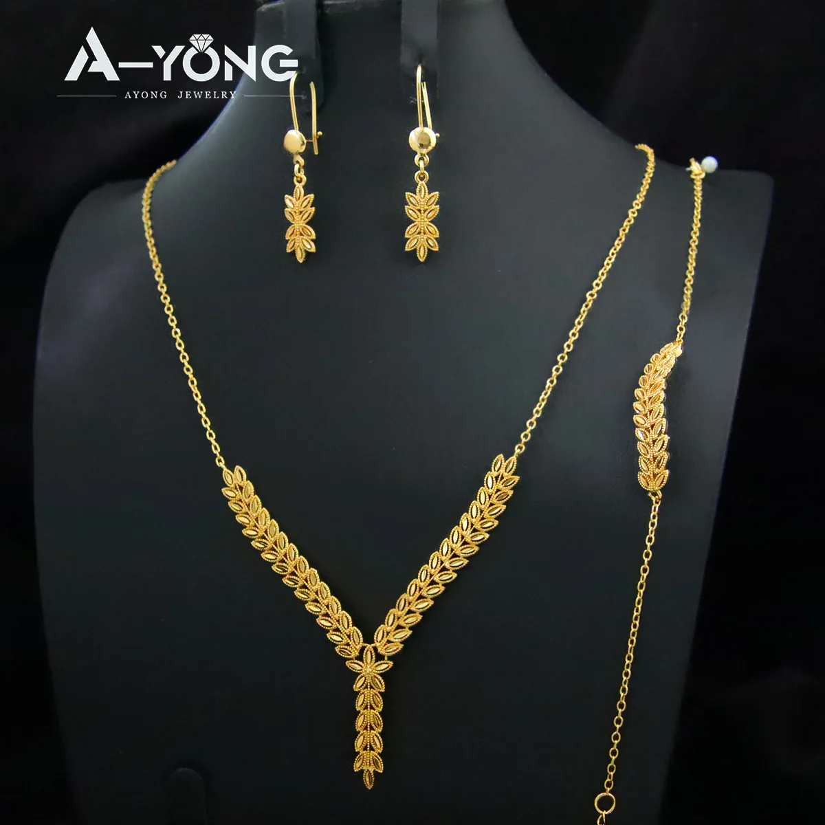 Luxus Gold Farbe Blatt Halskette Set 21k Gold Überzogene Arabische Quaste Münzen Anhänger Dubai Nigeria Frauen Hochzeit Schmuck