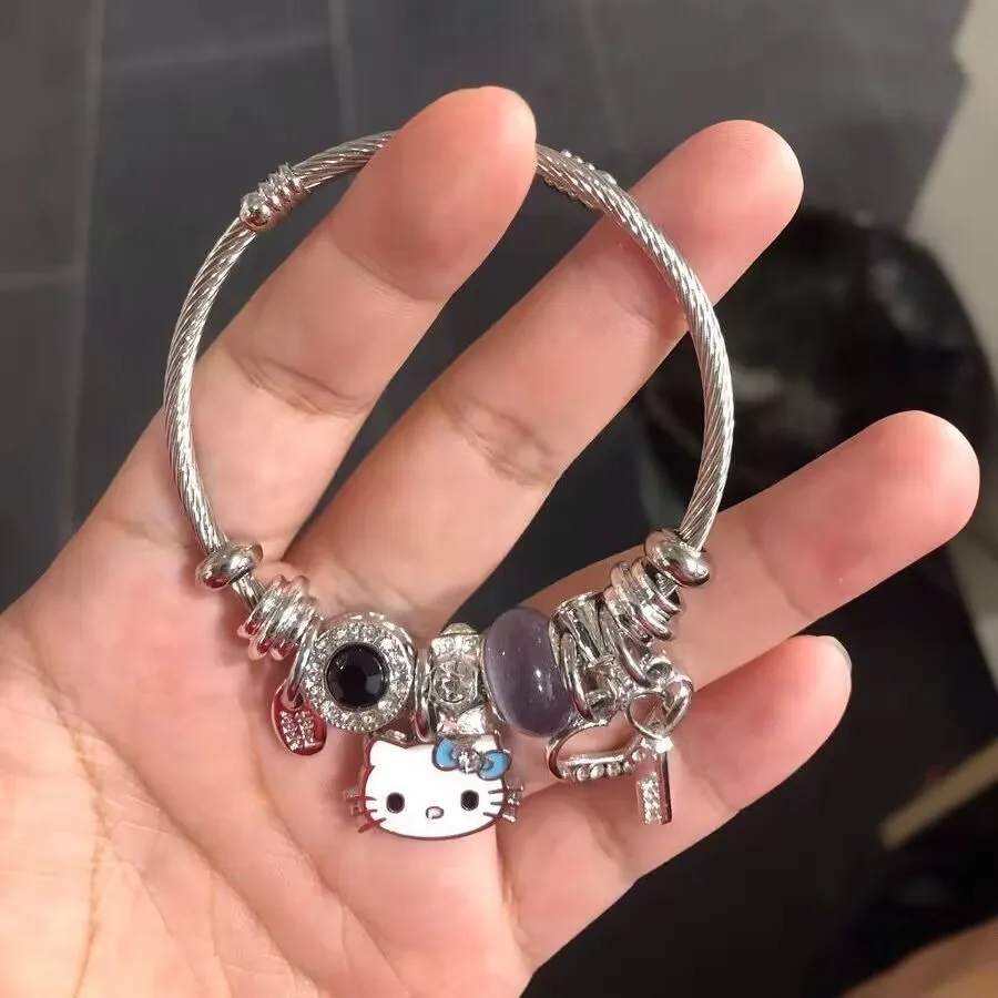 

New Kawaii Crystal Bracelet Cinnamorolls Kuromis My Melodys Beaded Chain Jewelry Best Friend Couple Christmas Gift for Girls
