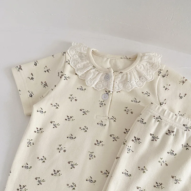 Description Picture 6 of item0-4Y Baby Kid's Home Clothing Girls ' Floral Pajamas Set Children's Lace Collar Short Sleeve Top and Shorts 2Pcs Toddler Outfits