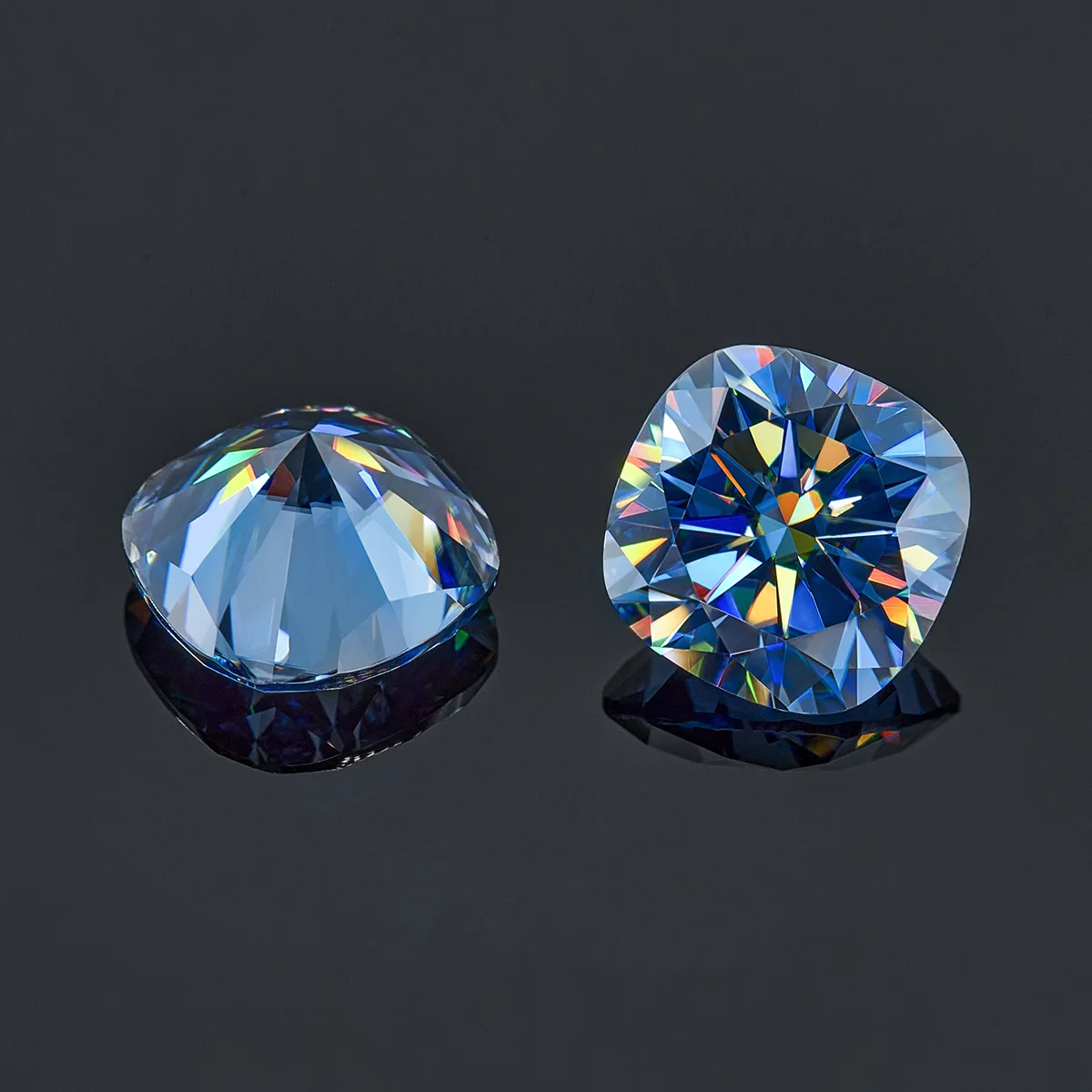 

Loose Gemstone 2ct Blue Cushion Cut Moissanite Stone Brilliant D Color Lab Grown Diamond Beads GRA Certificated Wholesale
