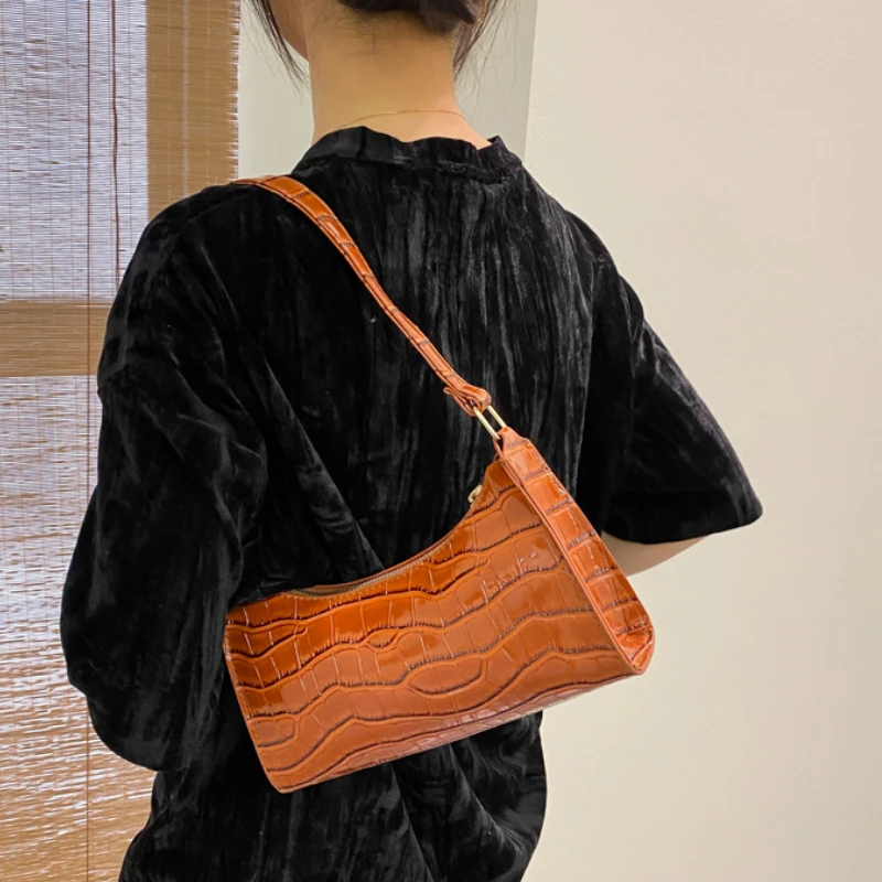 

Retro Pattern Women Hobos Underarm Bags Fashion Patent Leather Ladies Small Shoulder Bag Female Girls Purse Handbags
