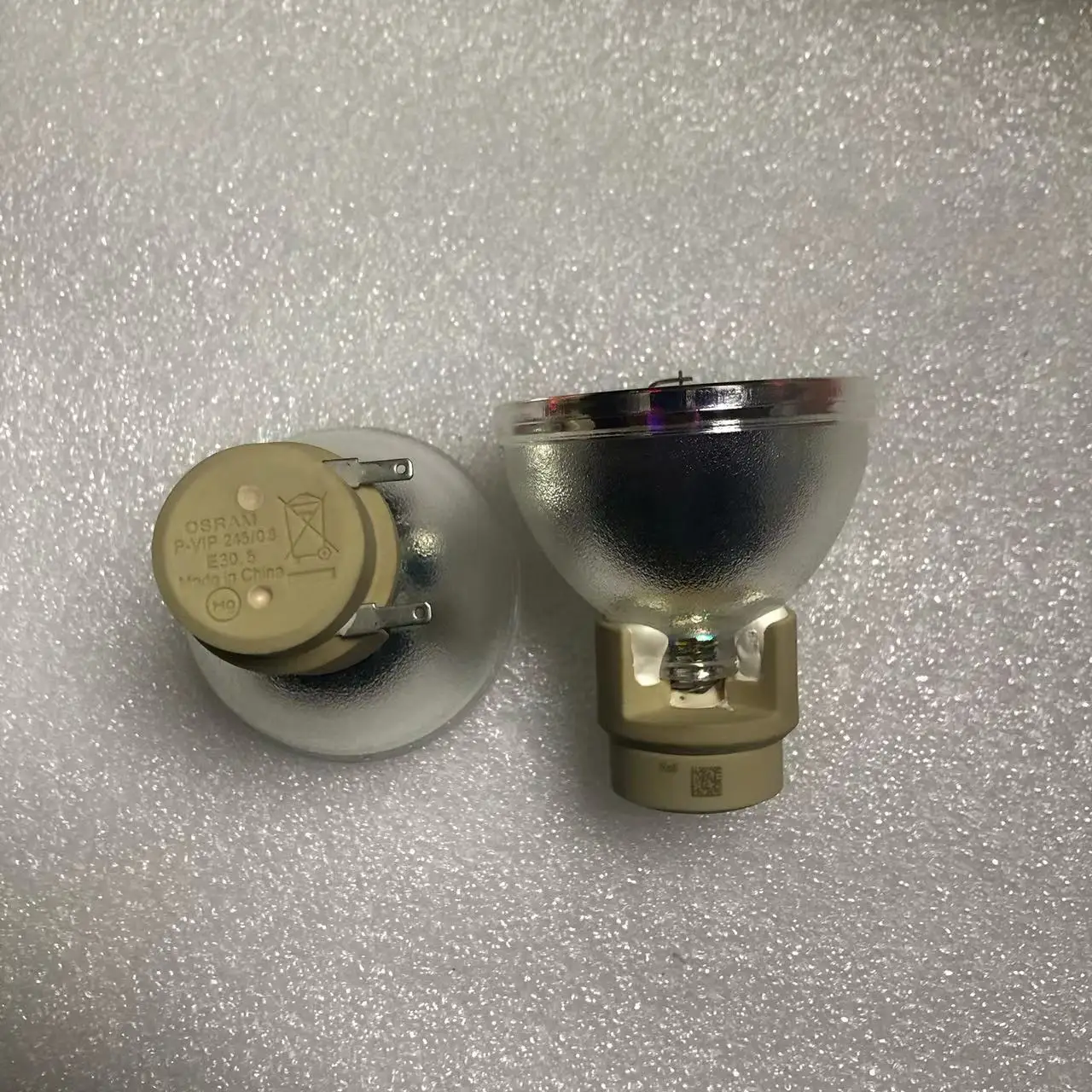 

Replacement Original P-VIP 245/0.8 E30.5 245W Lamp Unit For BENQ EH620 and TK860 Projector And other models