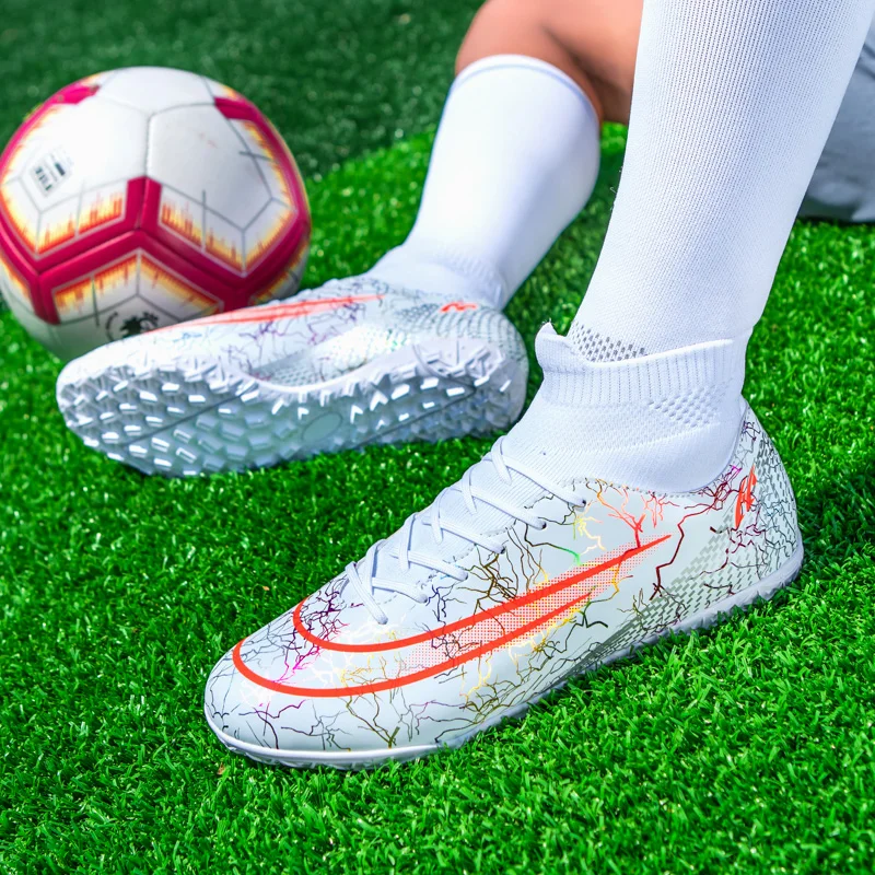 Assassin 13 Espinas trituradas TF Neymar FG Alta Baja CR7 Mbappe Zapatillas  de fútbol con clavos AG para hombre y mujer Entrenamiento para niños  Zapatos - China Sport Shoes y Shoes precio