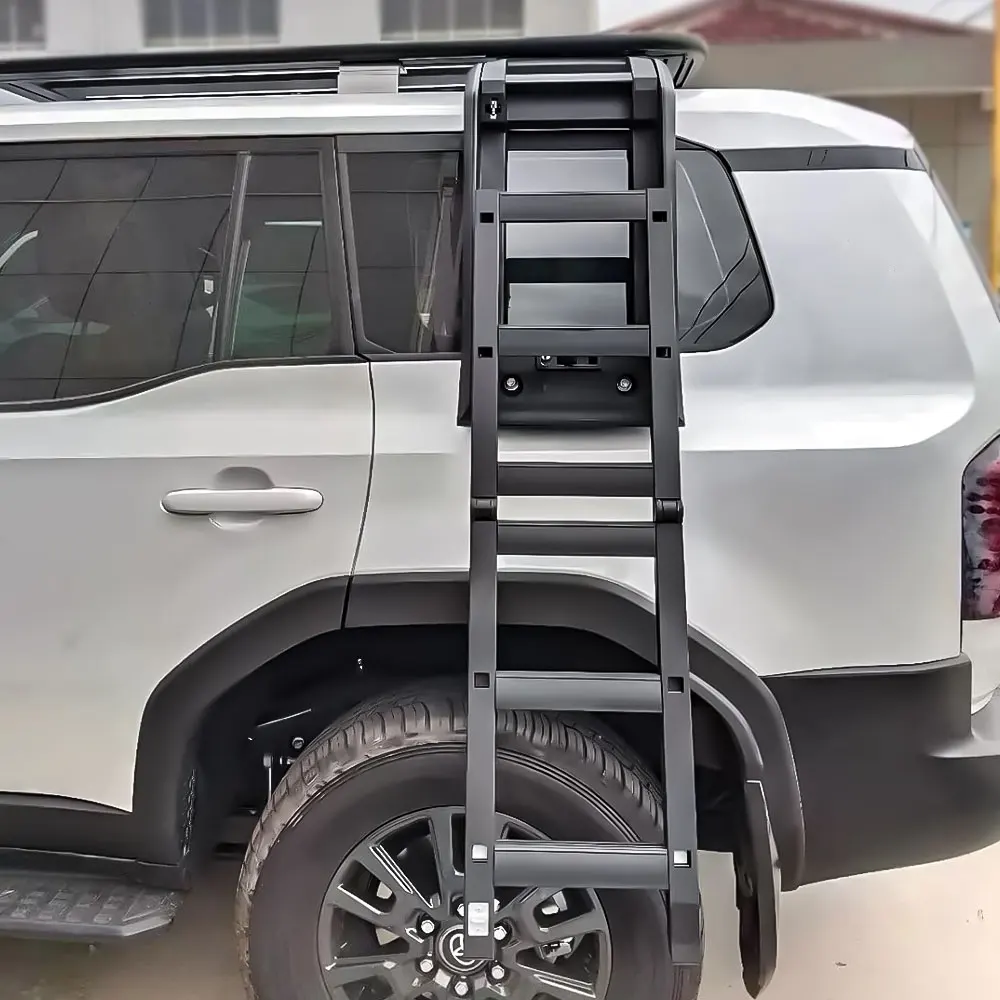 ランクル、ルーフキャリアとハシゴ ランクル、ルーフキャリアとハシゴ