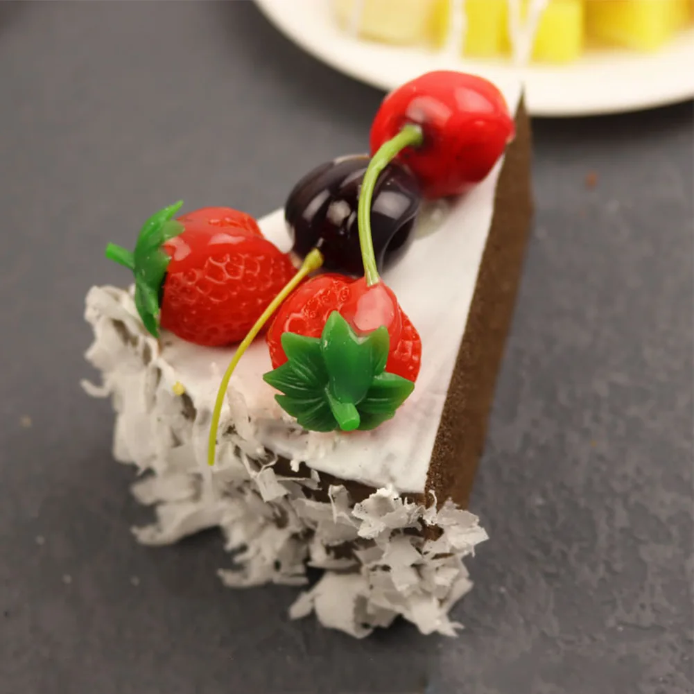 

Simulation Fruit Cake Artificial Bread Fake Food Photo Props Dessert Display Table Ornaments Wedding Party Home Decoration