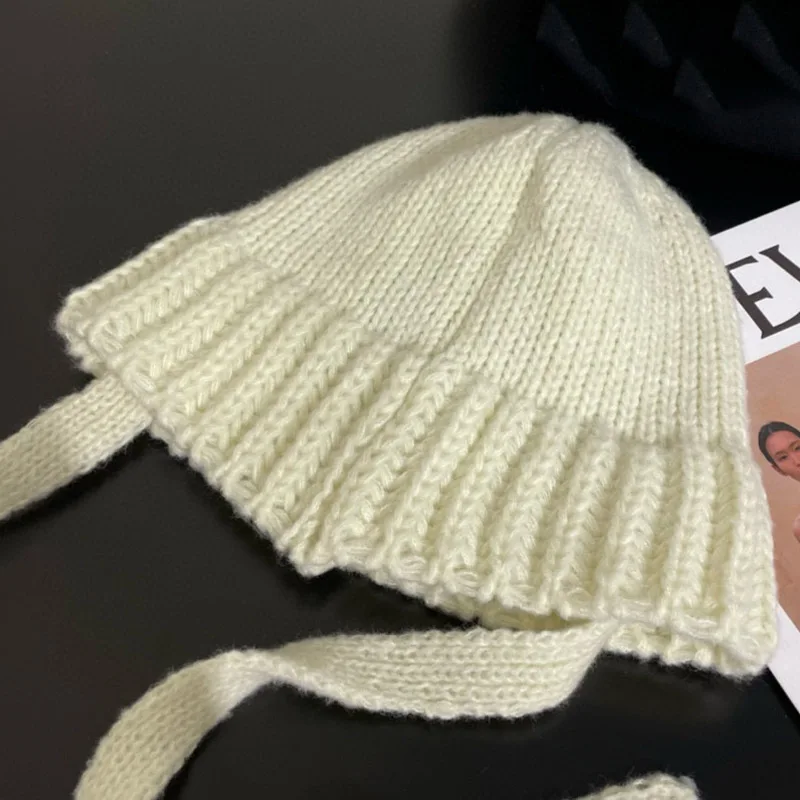 

Italian Fashion Hat Women Knitted Solid Color Hat Ear Protection