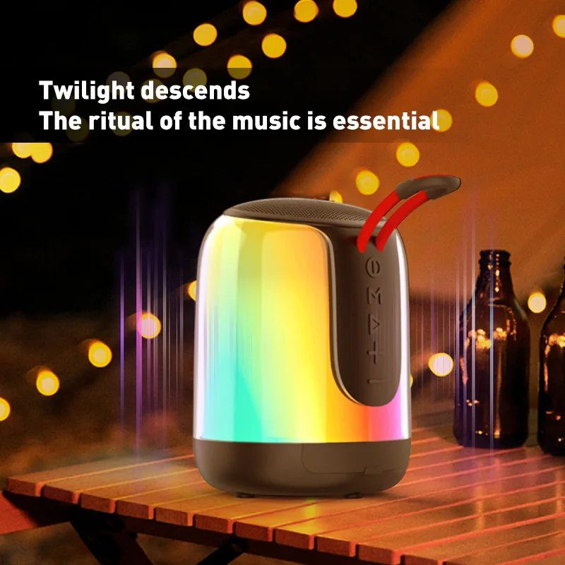 

New pulsating bluetooth speaker outdoor atmosphere light camping speaker gift subwoofer plug-in card mini audio