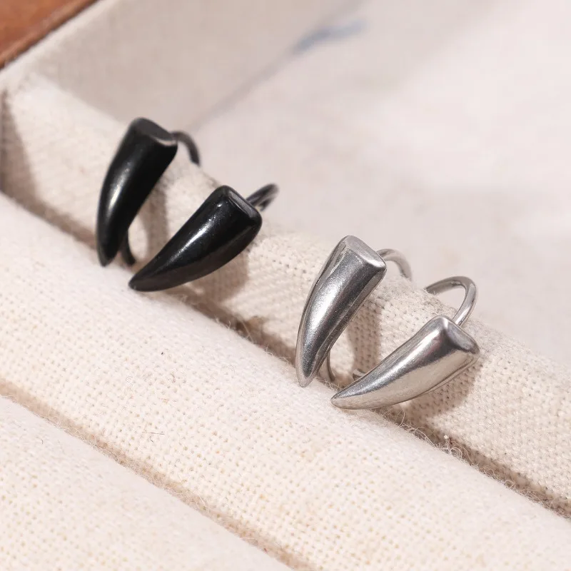 1pair Vampire Fake Piercing Lip Ring Punk Exaggerated Gothic Jewelry Trend Fashion Unique Stainless Steel Punk Stainless Steel