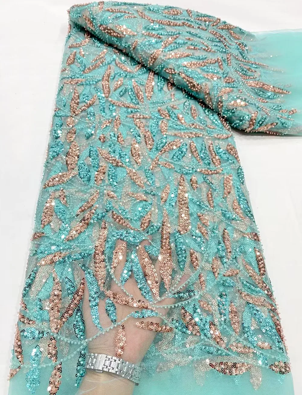 

2023 New Arrival Lace Fabric High Quality Embroidery Handmade Beaded French Luxury Tulle Lace Fabric For Women Sewing Dress