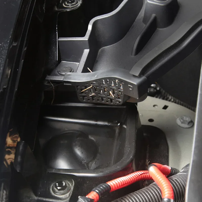 Debris Leak Filter Tesla Model Y Front Cover Engine Cabin Anti-Blocking Water Guide Groove Filter Net Car Accessories 2pcs
