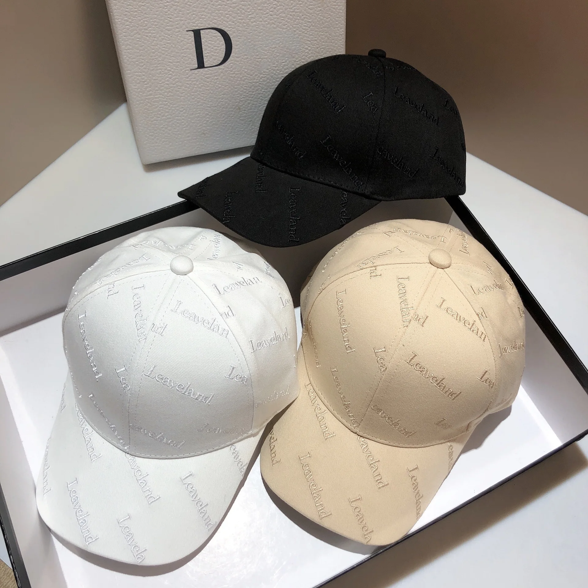 

Luxury Brand English Letter Baseball Cap Men's and Women's Outdoor Sports Duckbill Cap Internet Famous Street Casual Cap