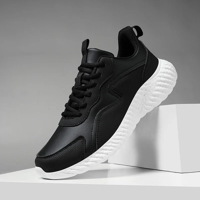 Scarpe sociali da uomo di design sportivo in pelle pigro nero casual da tennis_voghion.com