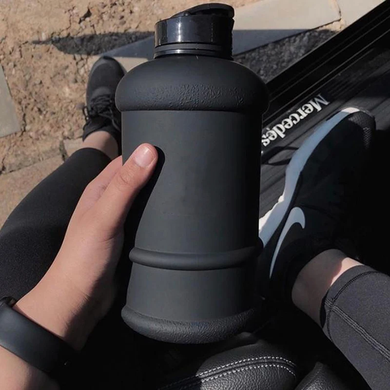 2200Ml Large Capacity Plastic Sports Bottles Portable Outdoor Travel Cold Water Cup Fitness Gym Protein Shaker Water Bottle