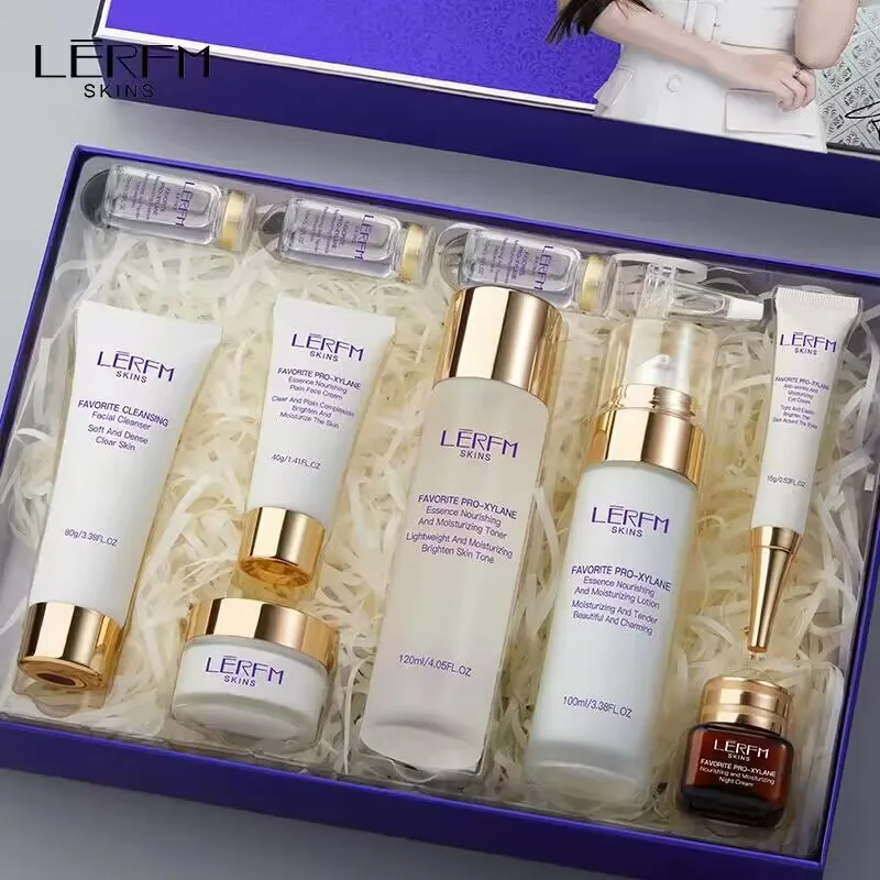 

LERFM Luxury Glass Color Enhances Nourishment and Moisturizes the Face with a 10 Piece Set of Moisturizers