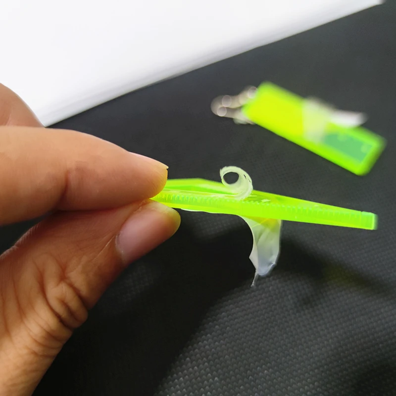 KUGUYS Acryl-Ohrringe mit klarem Neon-Dreieckslineal für Frauen, niedlicher, interessanter Schmuck, Modeaccessoires – Detail 10