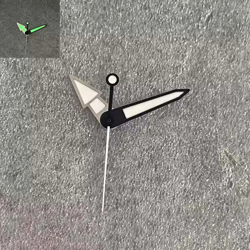 

Стрелки часов модифицированы с зеленым светом и подходят для автоматического движения NH35/NH36/4R36