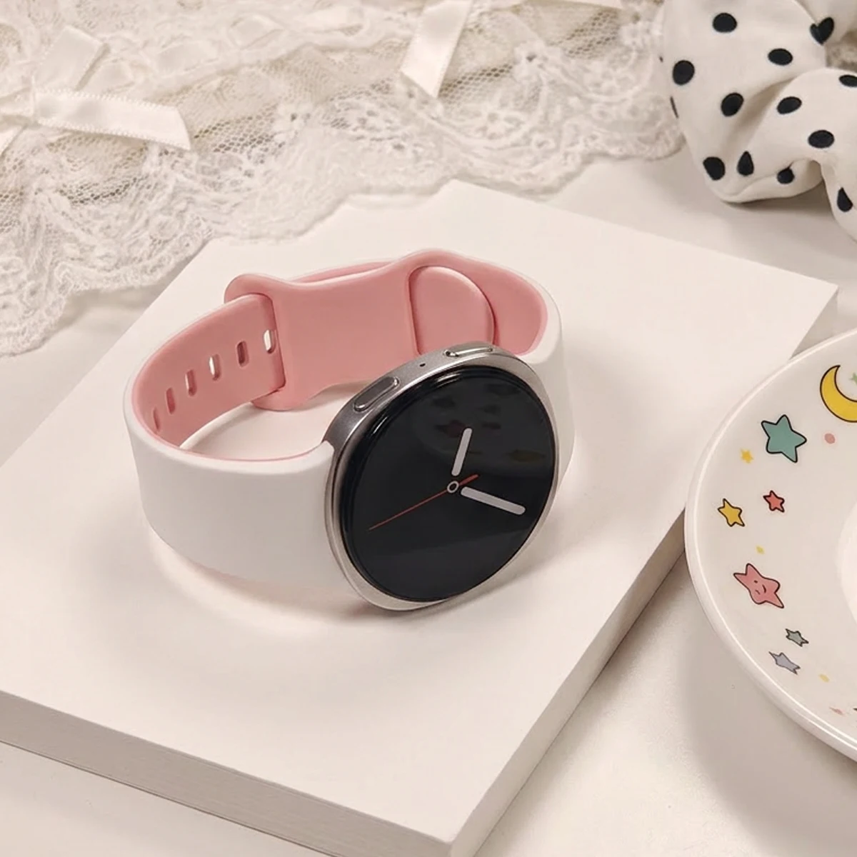 Premium Silicone Sport Band for Smartwatch - Versatile Wristband Bracelet