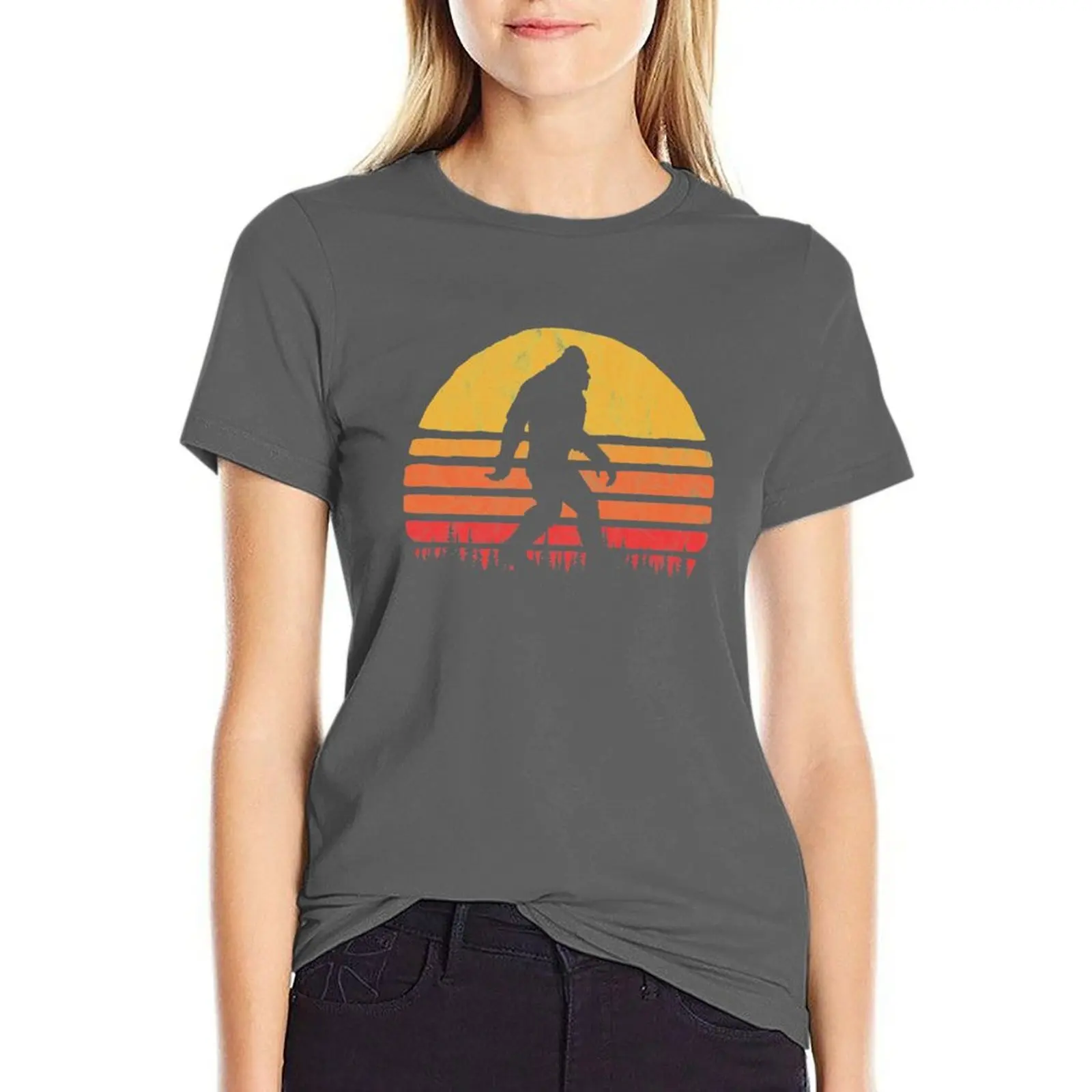 

Retro Bigfoot Silhouette Sun Vintage - Believe! T-Shirt tshirts for Women summer clothes for Women