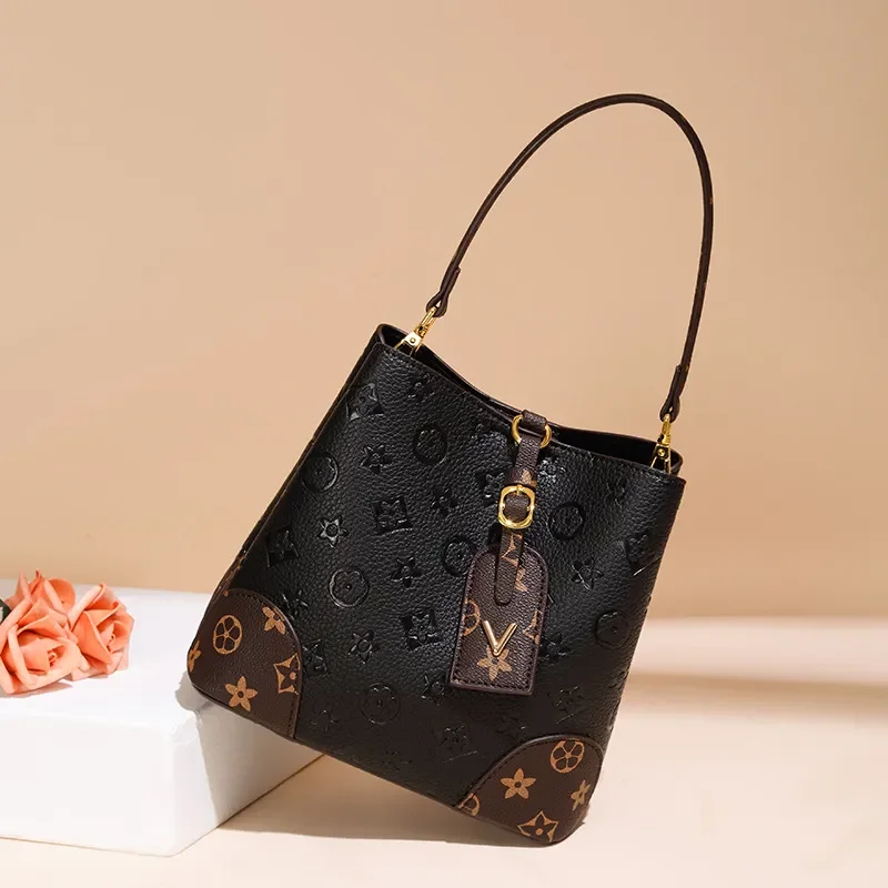 Designer Women Fashion Bags Chain Bag Clutch Tote Bags Wallet Check Purse Solid Hasp Waist Square Stripes Woman s Handbags Classic Flap Handbag