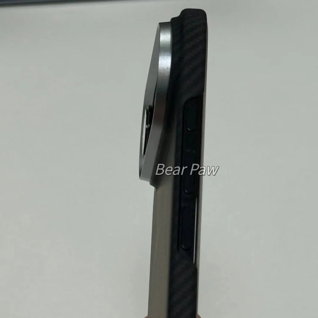 Ultra-Thin Aramid Carbon Fiber Magnetic Phone Case