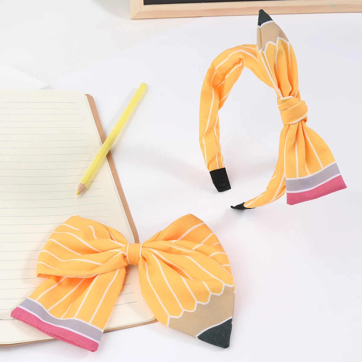 2 stücke zurück zur Schule Bogen Haars pangen Set für Mädchen niedlichen Bleistift Bogen Haarband Haars pangen Haarschmuck für Mädchen Kinder Geschenke – Detail 2