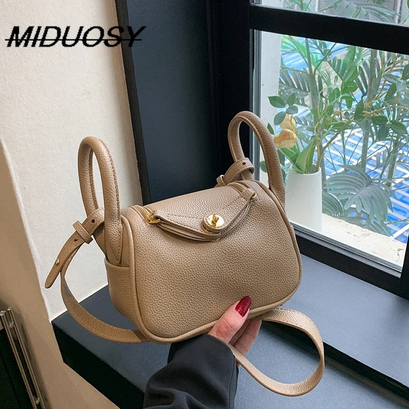 

High Sense Women's Bag 2023 New Fashion All-Match Special-Interest Design Messenger Bag Casual Hand Holding Pillow Bag