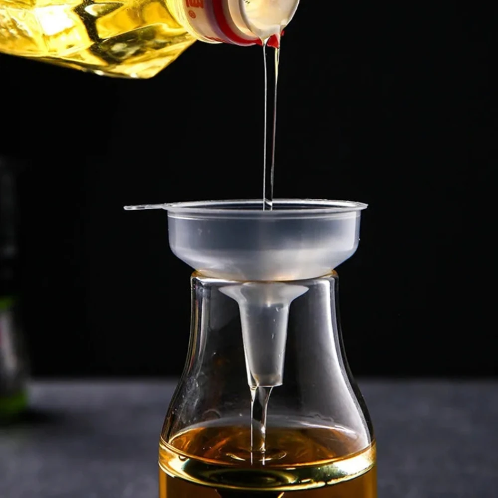 Description Picture 3 of itemMini Funnel Transparent Plastic Funnels Small Mouth Liquid Kitchen Oil Funnel for Perfume Lotion Liquid Diffuser Bottle Tools