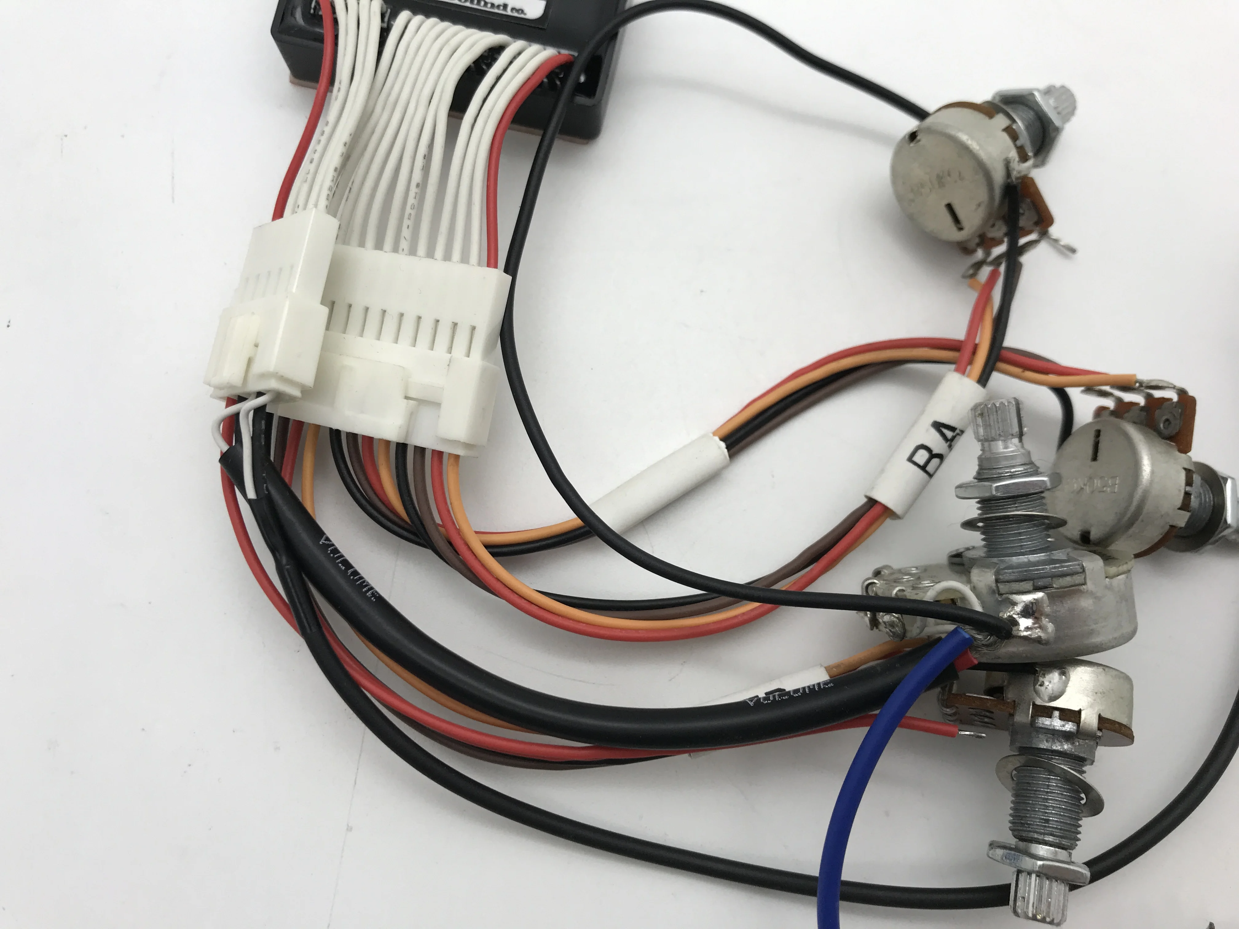 Original 3 Band Active Electric Bass / Guitar EQ Equalizer Preamp Circuit Pickup in Stock Discount