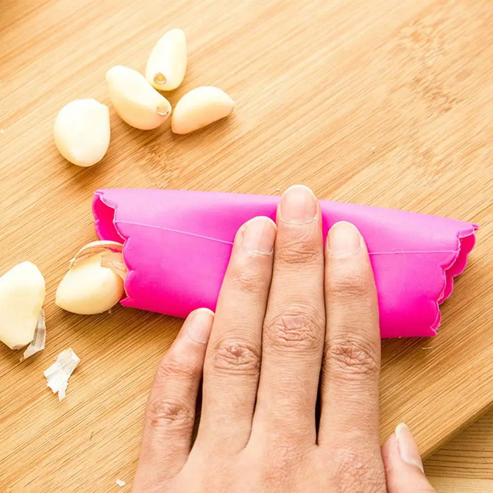 Description Picture 5 of item1pcs Garlic Peeler Skin Remover Roller Keeper Easy Quick to Peeled Garlic Cloves Reusable Silicone Tube Roller Garlic Peeling