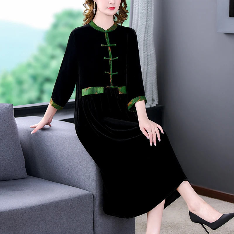 

Autumn Winter Black Velvet Thick Warm Midi Dress Women Chinese Style Chic Evening Dress 2024 Elegant Vintage Bodycon Casual Robe