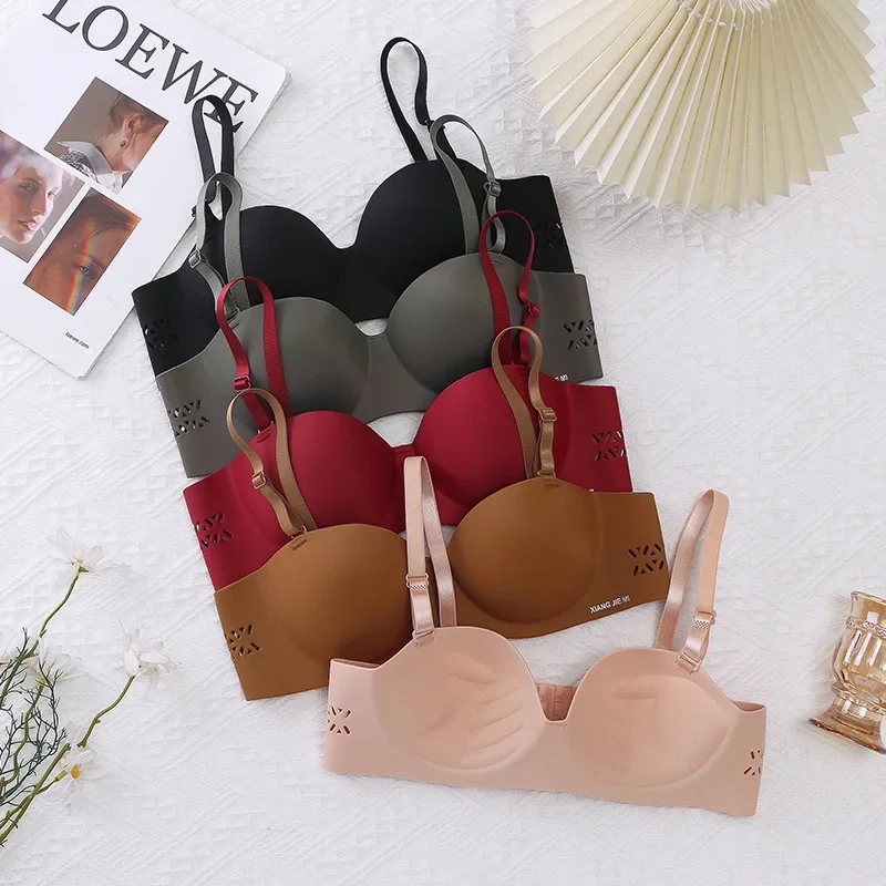 One-piece Non-scar No Steel Ring Comfortable Bra Small Chest Closed Hollow Underwear Woman Bra Bras Sexy Bra 3