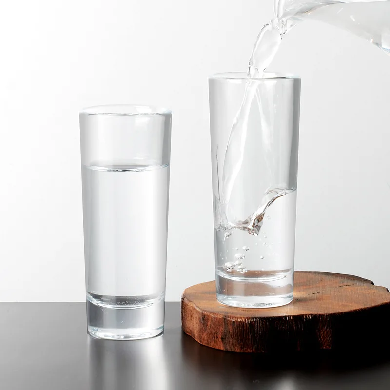 Set Da 2 Bicchierini In Vetro 45 Ml Con Scala - Per Liquori, Espresso E Decorazioni - Colori Rosso E Nero