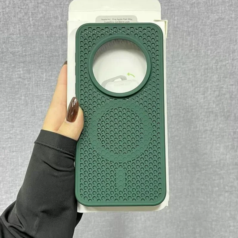 Magnetic Cooling Shockproof Honeycomb Phone Case with Breathable Matte Finish