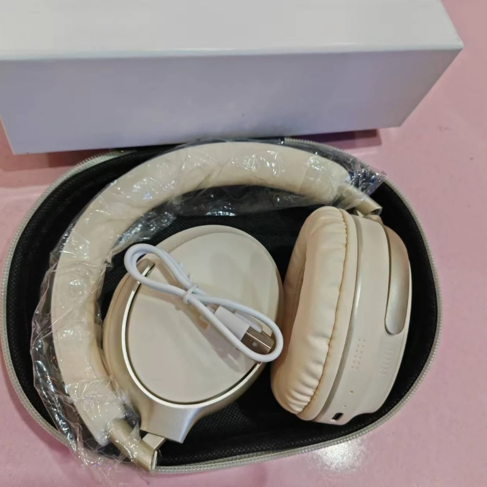 Universal Bose QC65 Bluetooth Headphones – Foldable with Mic & Case 5