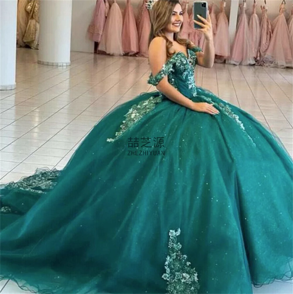 

Green Tulle Off The Shoulder 3D Flowers Appliques Lace-Up Court Train Ball Gown vestido de 15 anos Quinceanera Dresses 2023