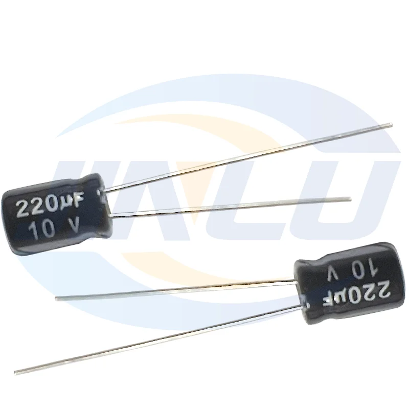 20 Condensatori Elettrolitici 220uF 10V Radiali 5x7mm – Lotto Da 20 Pezzi