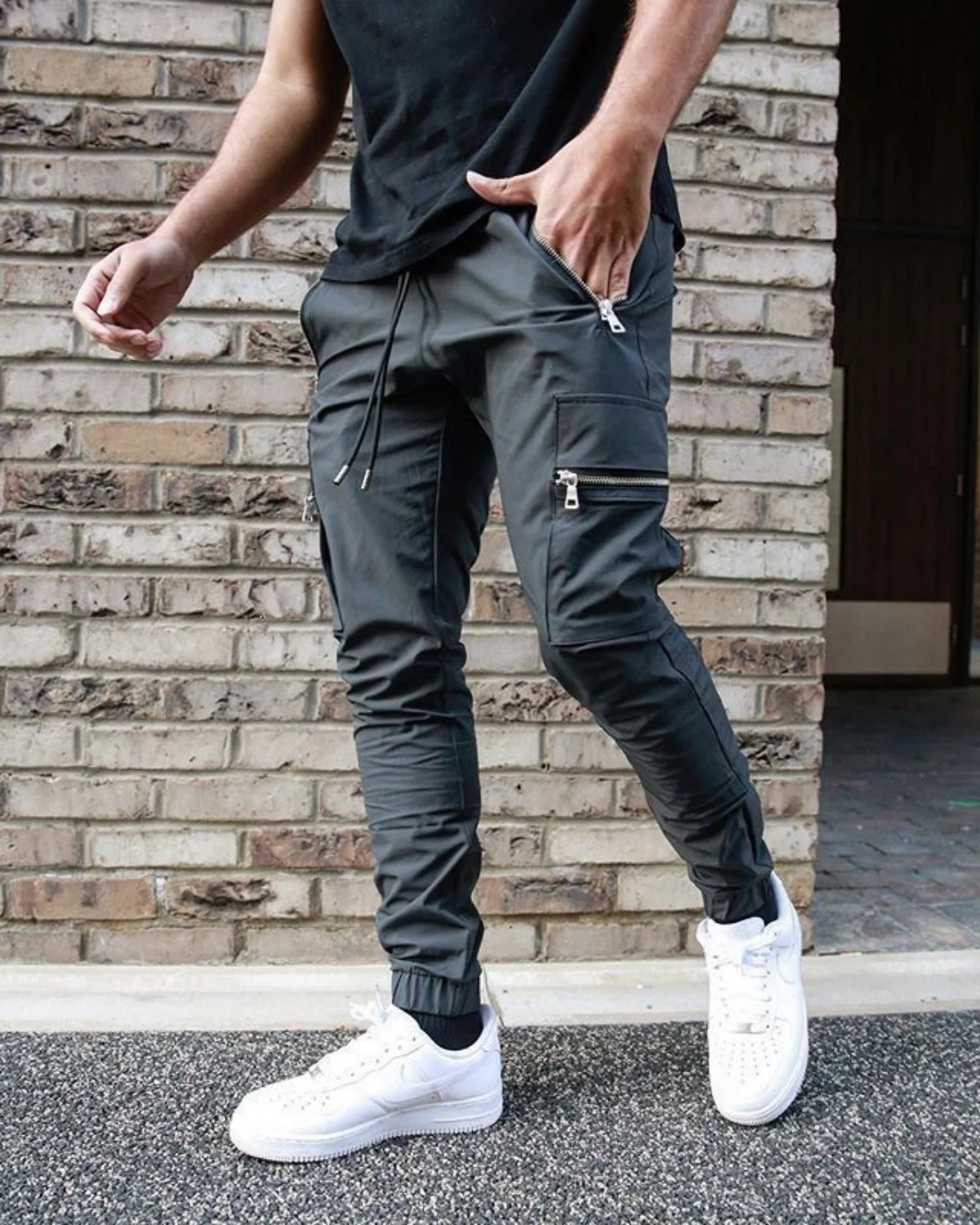 Men's spring and autumn overalls leisure sports men's trousers four seasons mid-waist youth leisure small feet trousers casual pants sports pants casual sports pants