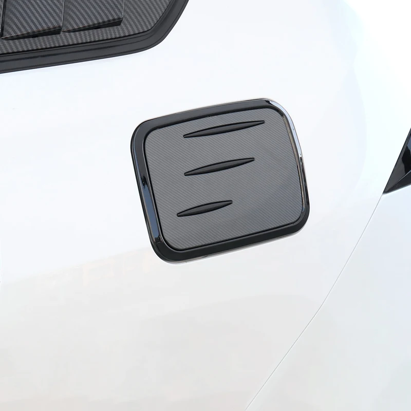 RAV4 하이브리드 차량을 개성 있게 꾸밀 수 있는 고품질 스티커 액세서리