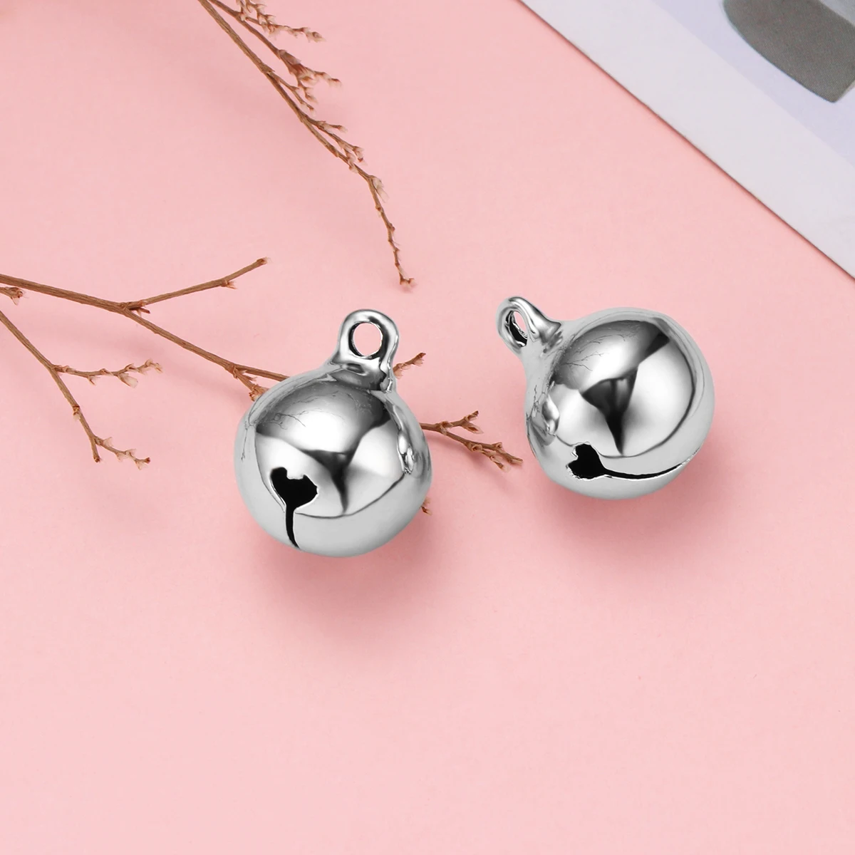 

6Pcs Silver Jingle Bells Copper Pendants Pet Necklace Accessories Hanging Christmas Tree Ornaments Party DIY Crafts Accessories