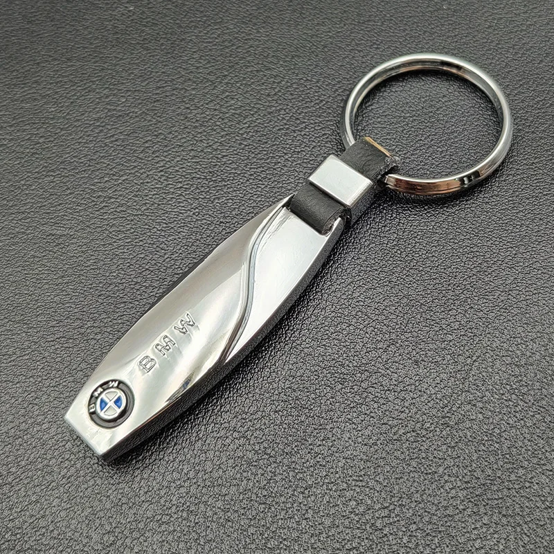 2024 Leather Metal Logo Key Chain Luxury Car Keychain For BMW E46 E90 E39 E60 E36 E30 E61 E91 E92 E87 F10 F20 F30 Accessories