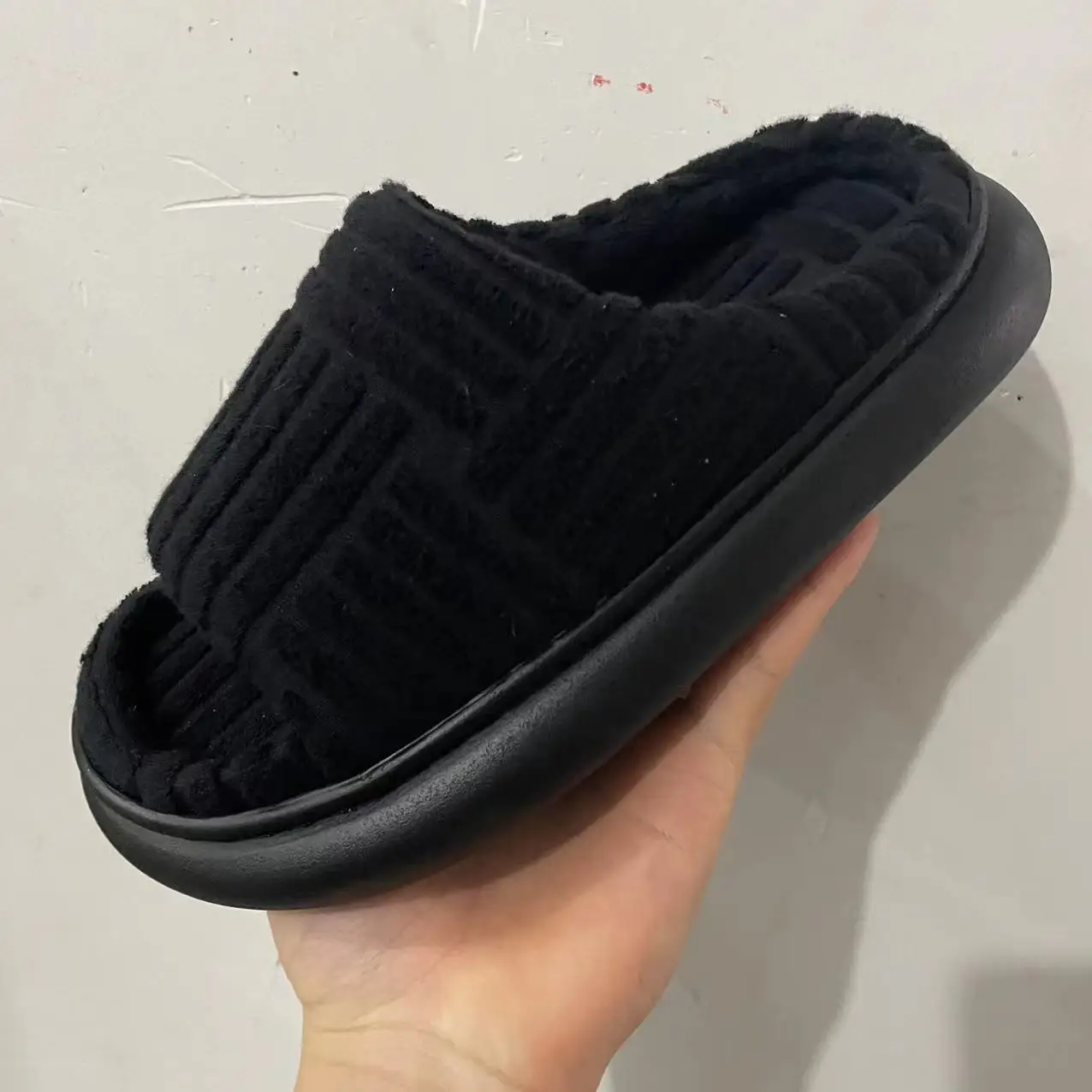 Luxury Brand Peep Toe Slippers Green Slides for Women Flat Shoes Outwear Flip Flop Platform Zapatillas De Mujer Women's Slippers