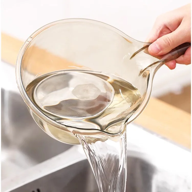 Transparent Water Ladle Plastic Dipper Thickened Anti-fall Bath Water Spoon Large Capacity Long Handle Shampooing Scoop
