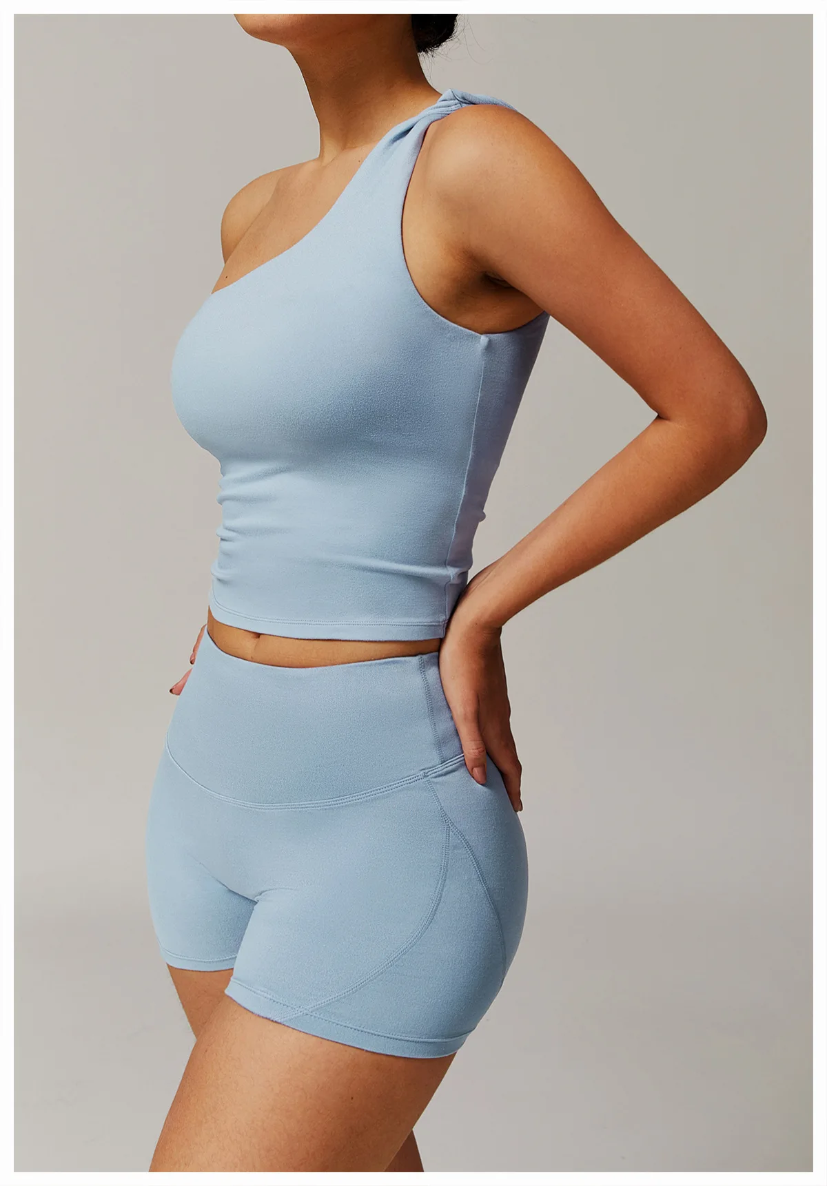 2025 New Yoga Shorts For Women High Waist Lift Sports Outerwear Running Workout Shorts 9152