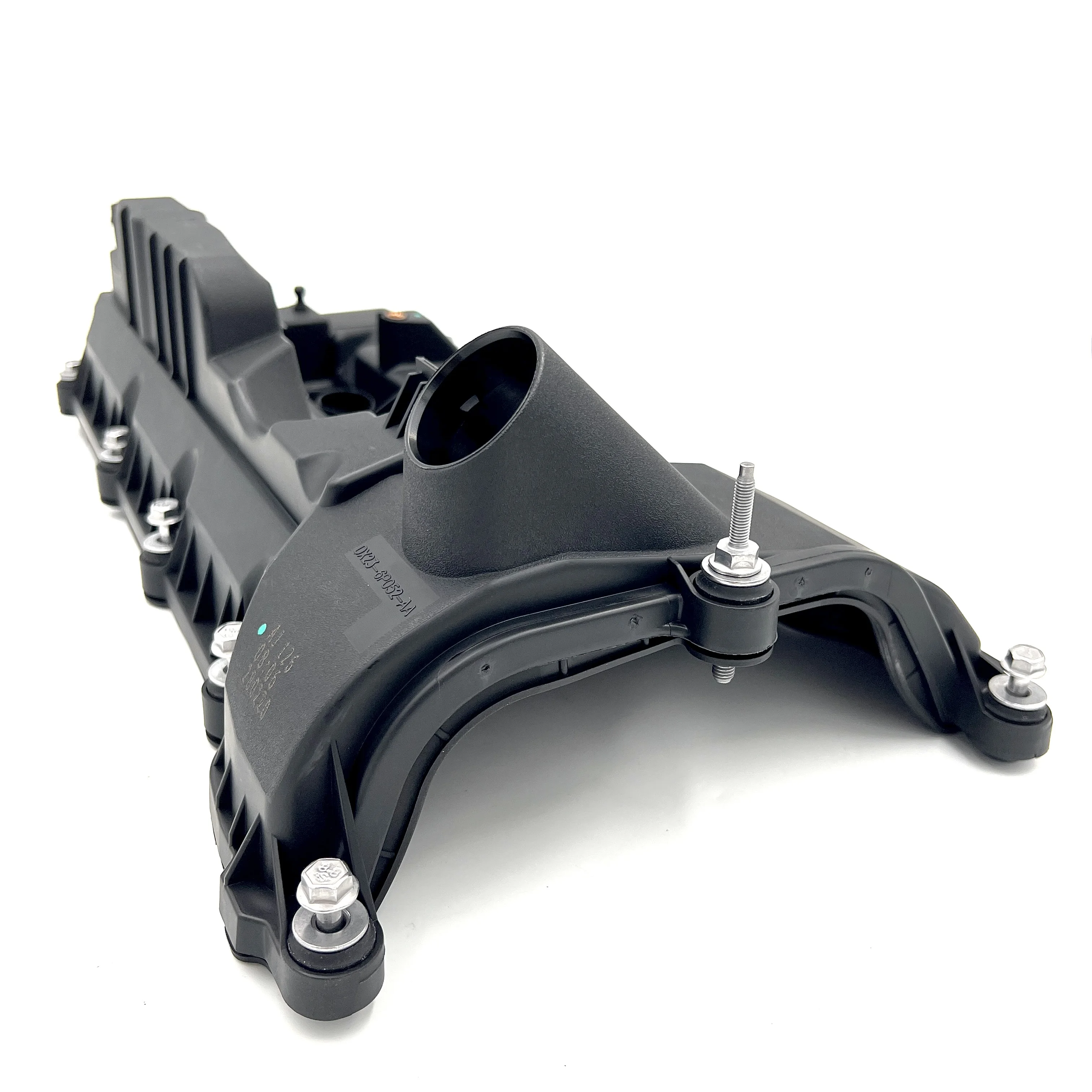 

Top Quality Wholesale Price Made In China OEM LR041685 3.0T L Car Spare Parts Engine Valve Cover for Car