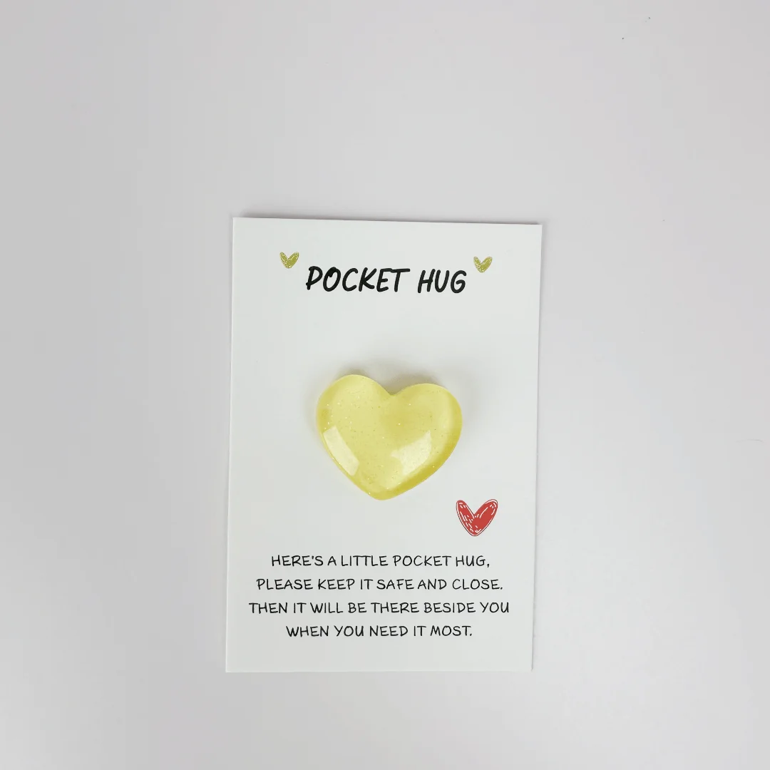 1/5 Stück niedliche kleine Herz-Taschenumarmung, dekorierte Taschenumarmung mit Ermutigungskarte, besonderer Geburtstag, Hochzeit, Party, Valentinstag – Detail 9