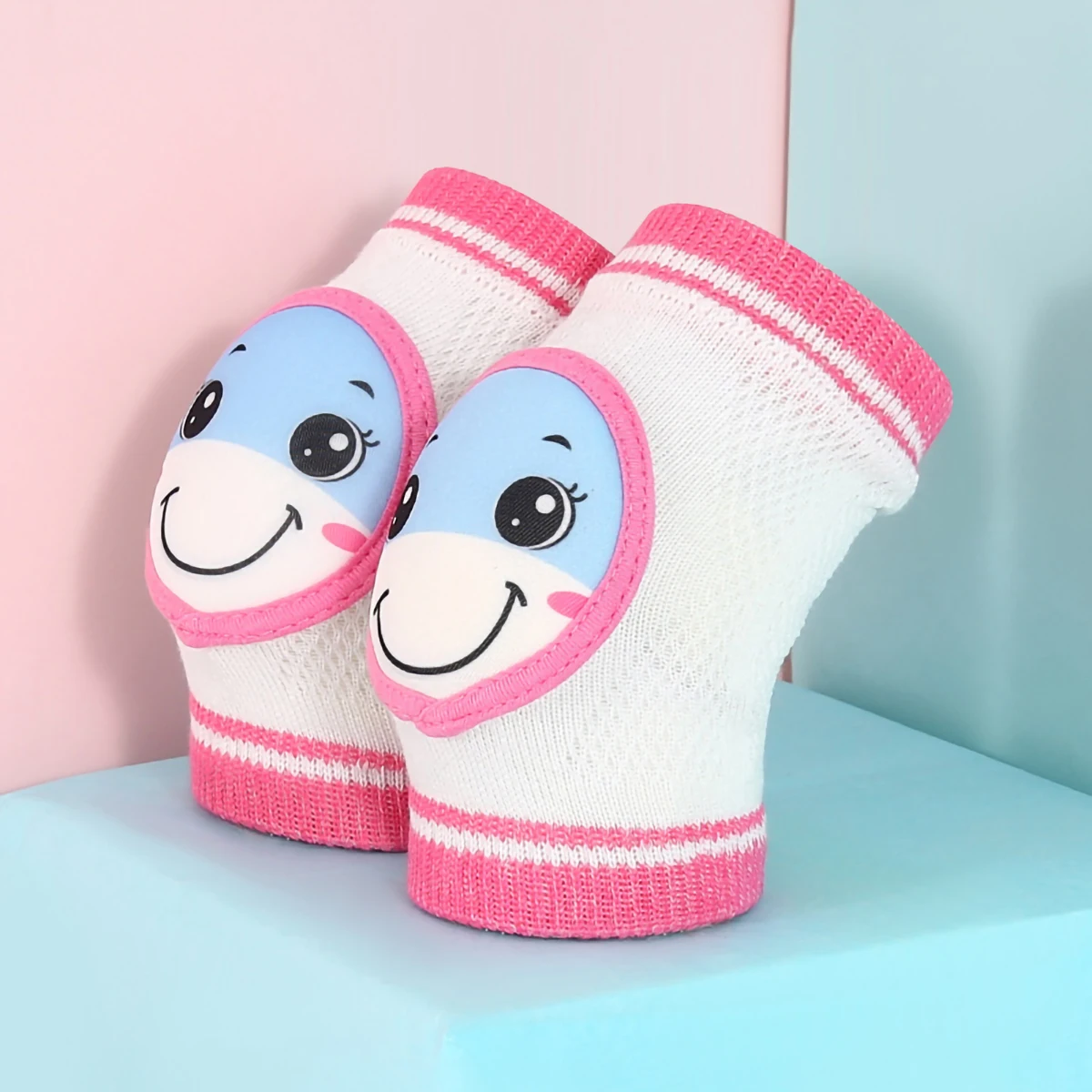 1 pairs of baby kneepads new children's toddler kneepads crawling artifact baby let go of stockings.