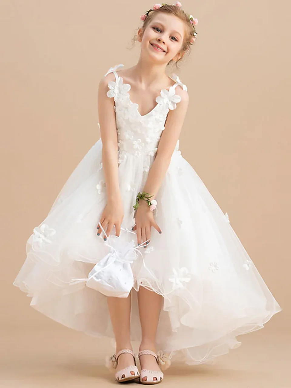 

2022 White Flower Girl Dresses Tulle Lace Appliques Kids Party Dress V-Neck Sleeveless Ball Gown Elegant First Communion